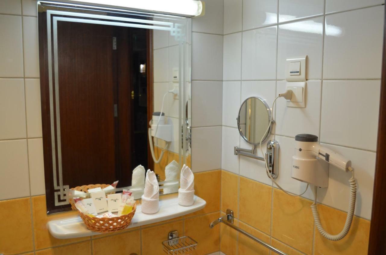 Rotana Al Mesk Hotel Médine Extérieur photo